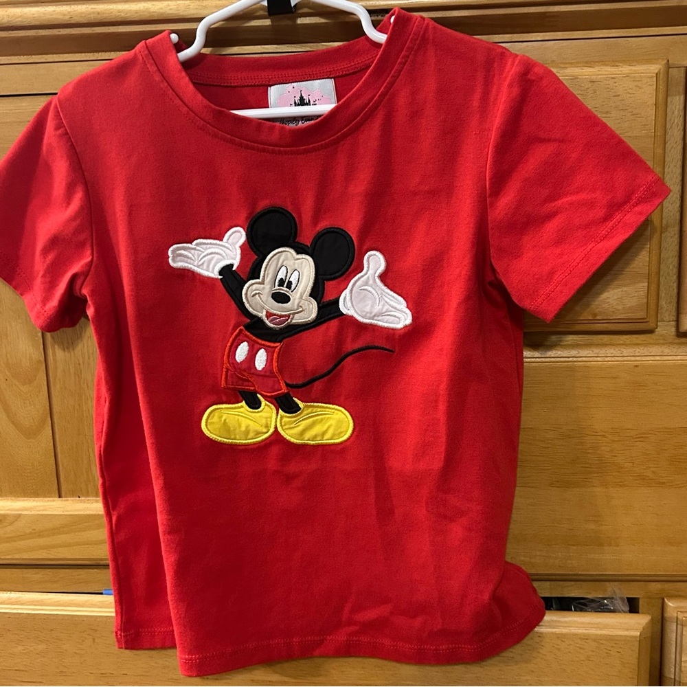 Happily Ever After Red Short Sleeve Tee Shirt w/Mickey Mouse Appliqué Size 5-6